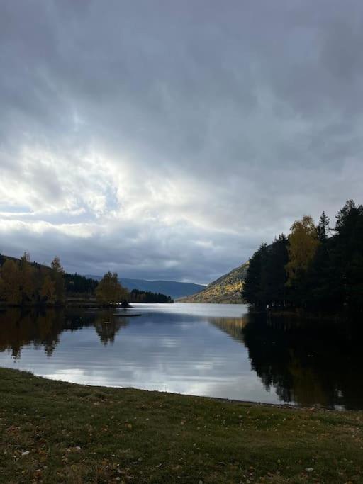 Delikat Hytte Omgitt Av Hallingdals Vakre Fjell Ål Buitenkant foto